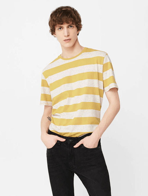 Oak hand burned round with detail - Image 2