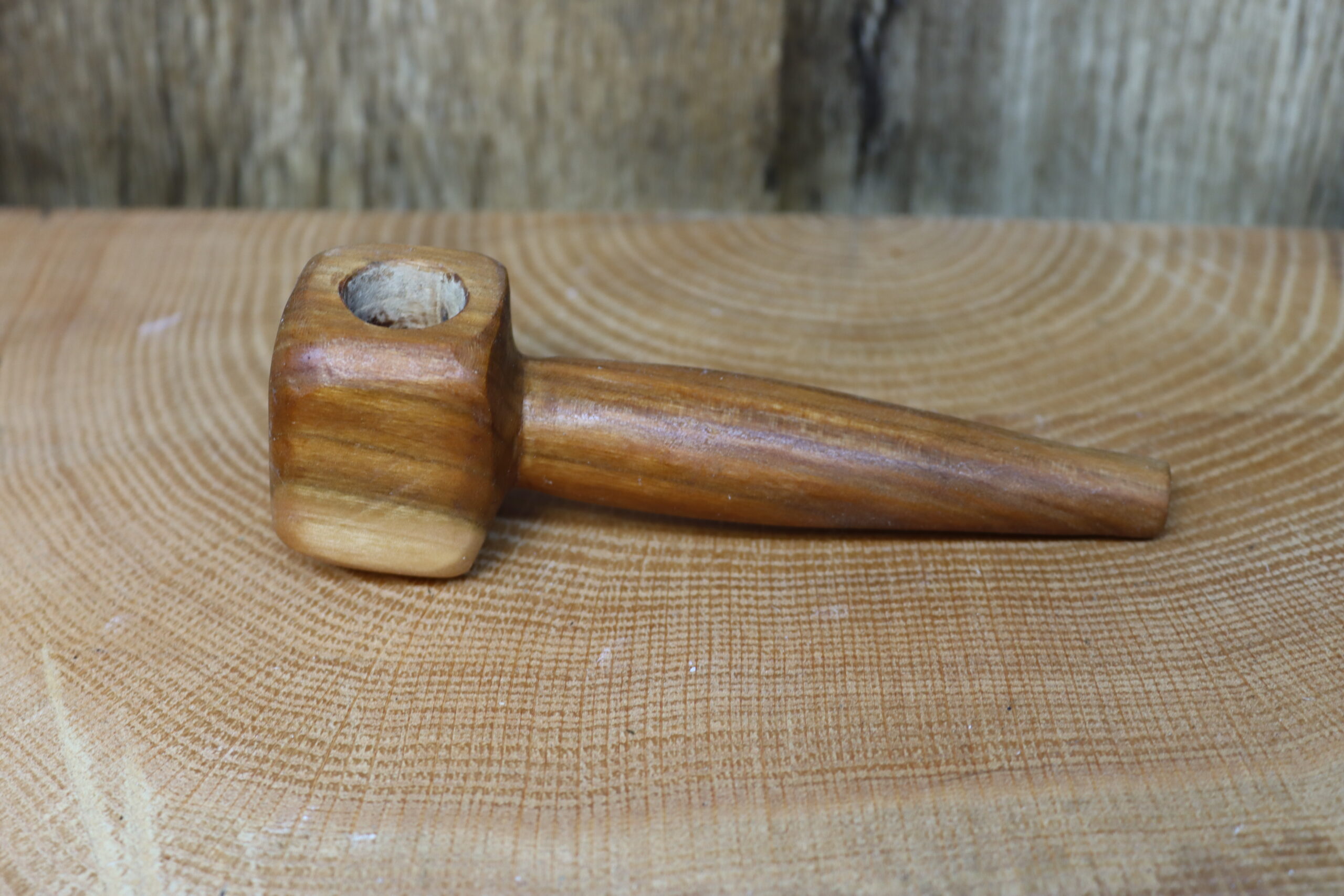 Cherry wood tobacco pipe