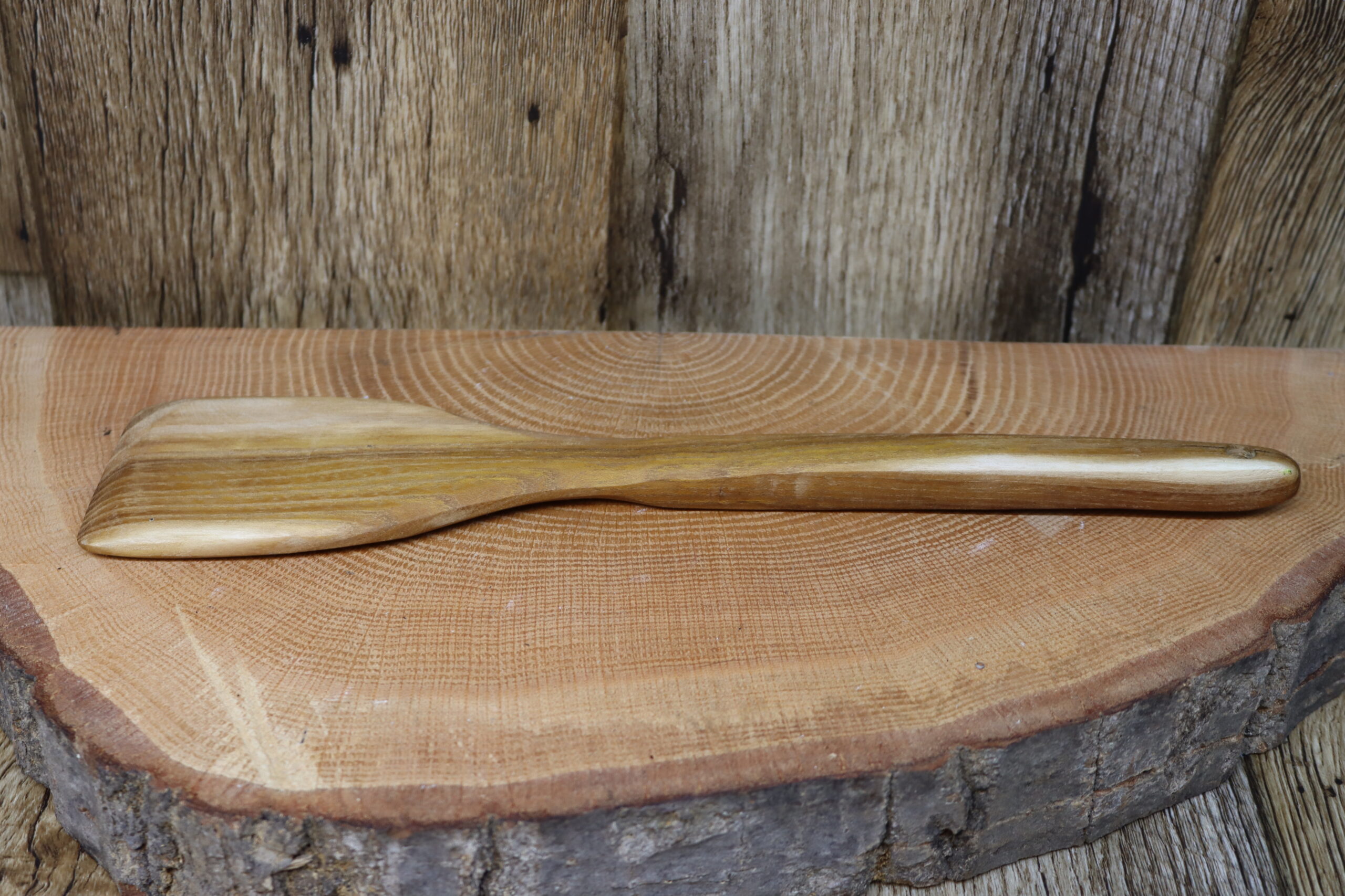 White mulberry wood spatula